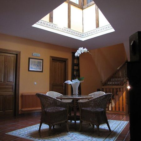 Hostal Rural Huartearena Iza Ngoại thất bức ảnh